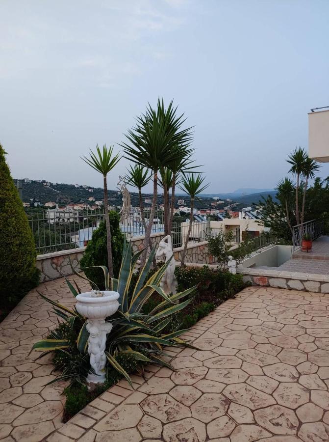 Villa Christine - Maisonettes With Fireplace Αλιβέρι Εξωτερικό φωτογραφία