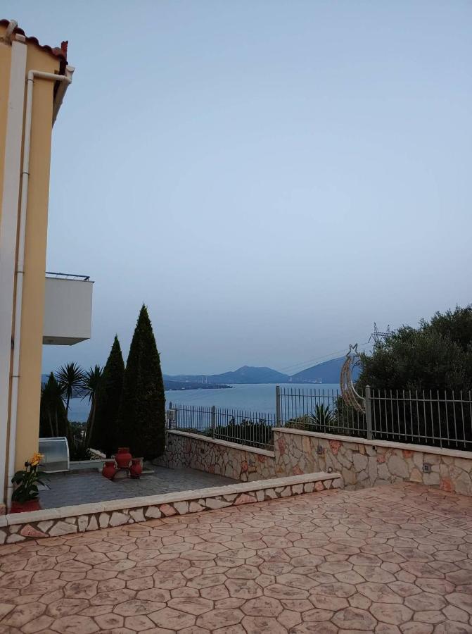 Villa Christine - Maisonettes With Fireplace Αλιβέρι Εξωτερικό φωτογραφία